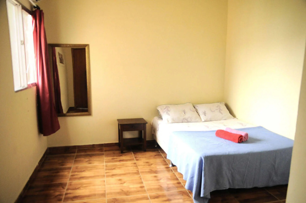 Le House Hostel