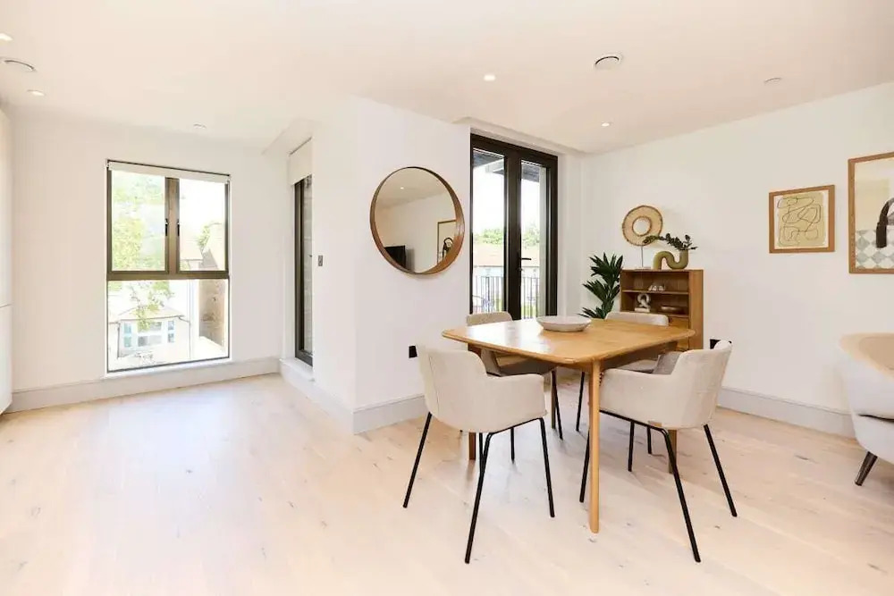The South Wimbledon Hideout - Fancy 1bdr Flat With Balcony