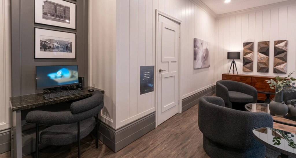 Prestige Oceanview Hotel Prince Rupert