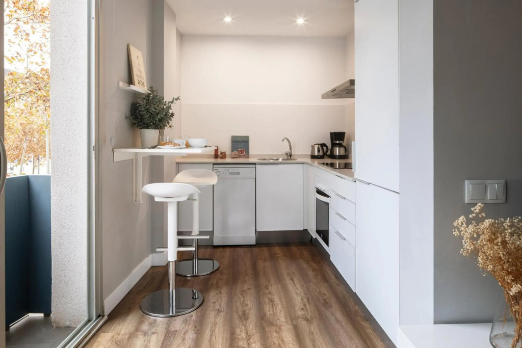 Feelathome Poblenou Beach Apartments