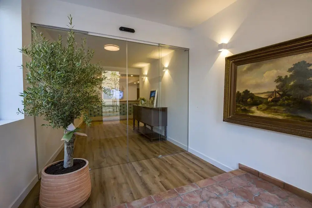 City Comfort Modern Aparthotel