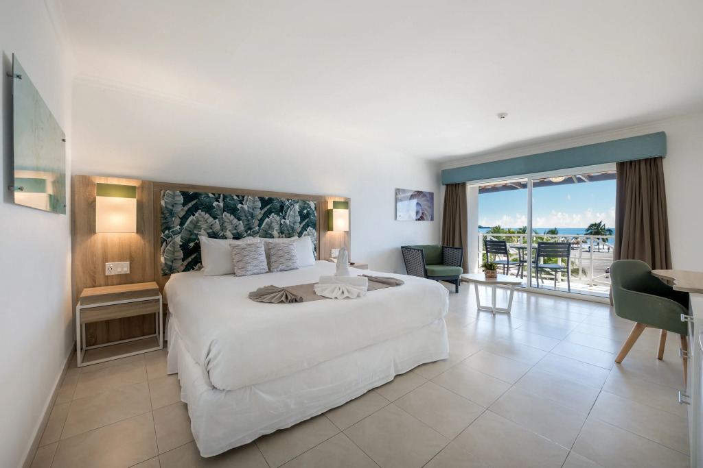 Playa Blanca Beach Resort - All Inclusive