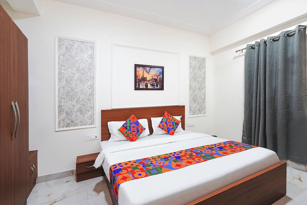 Fabhotel Rosens