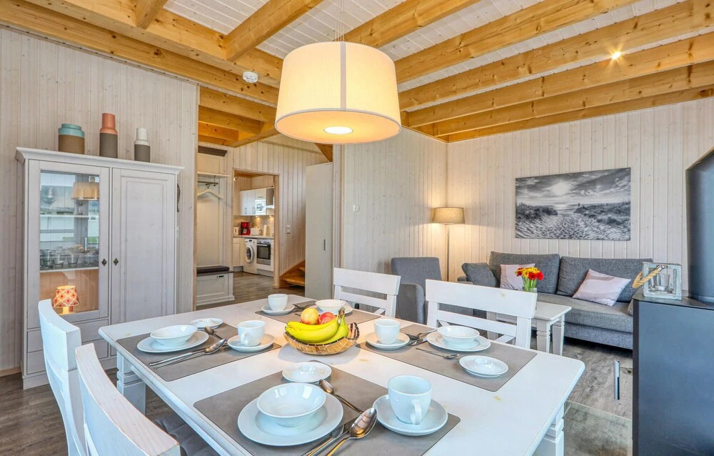 Nice Home In Ostseeresort Olpenitz With Sauna