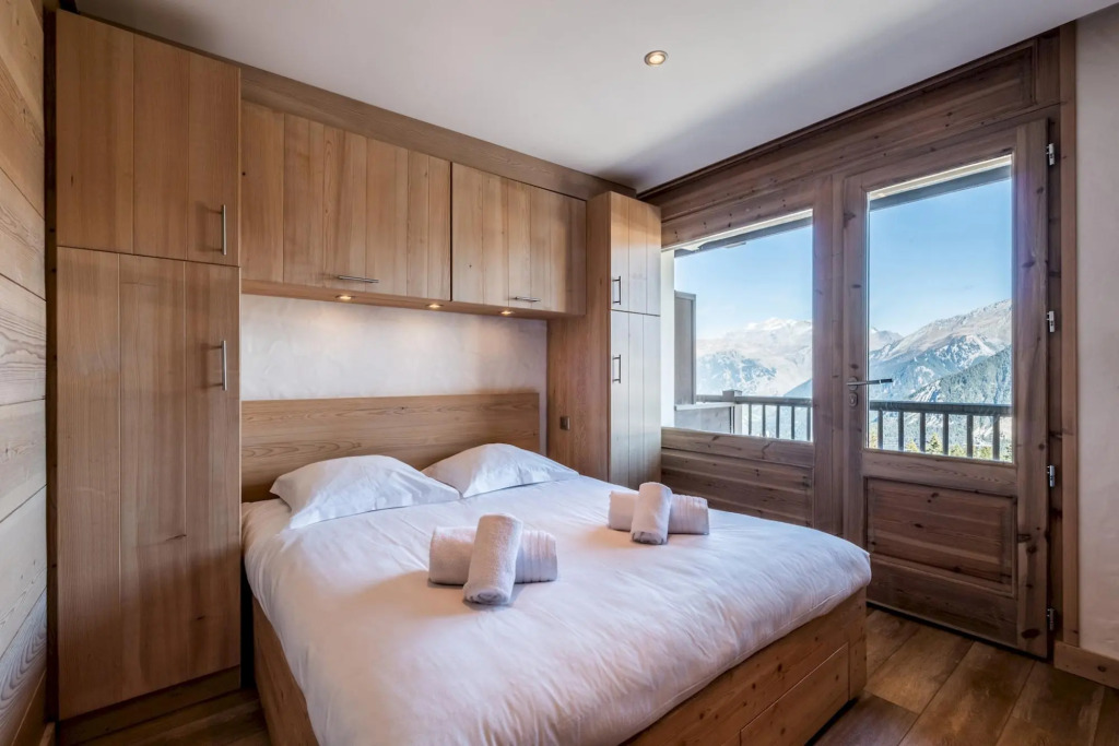 ITAUBA - Luxury ski in ski out apartment with sauna