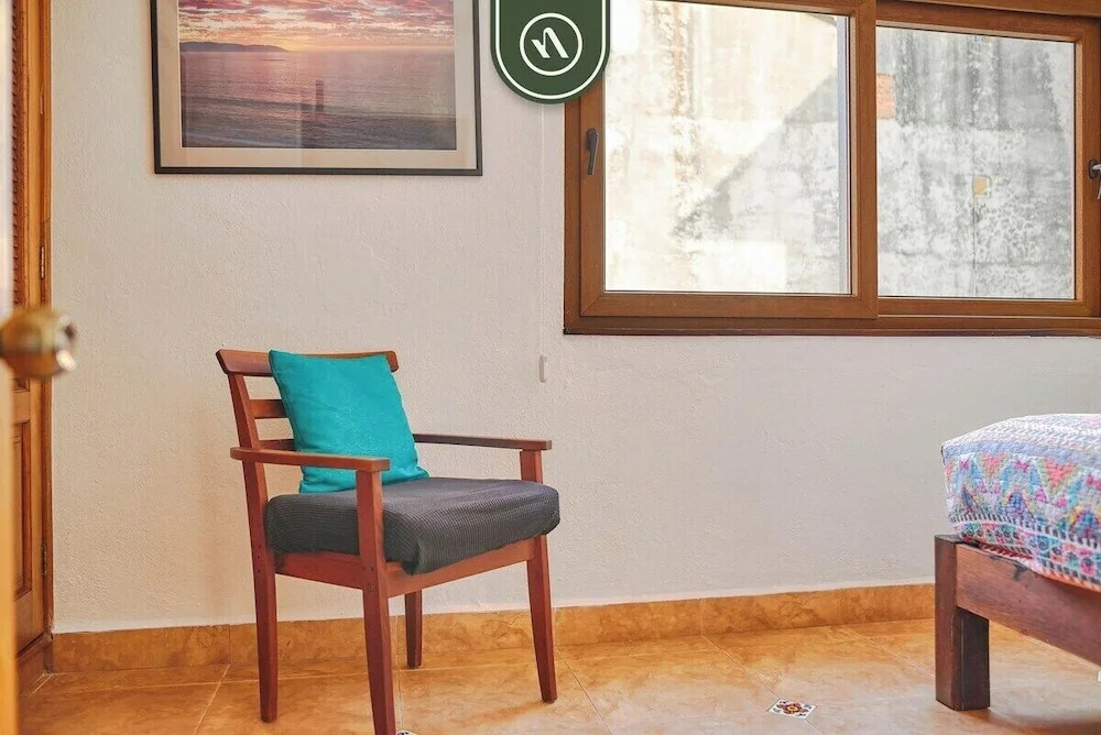 Ocean View 1Br Condo-balcony-beach-pool - 606