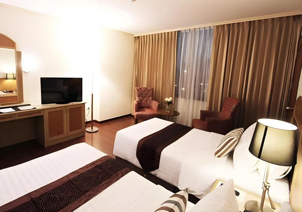 Grand Tower Inn Rama 6