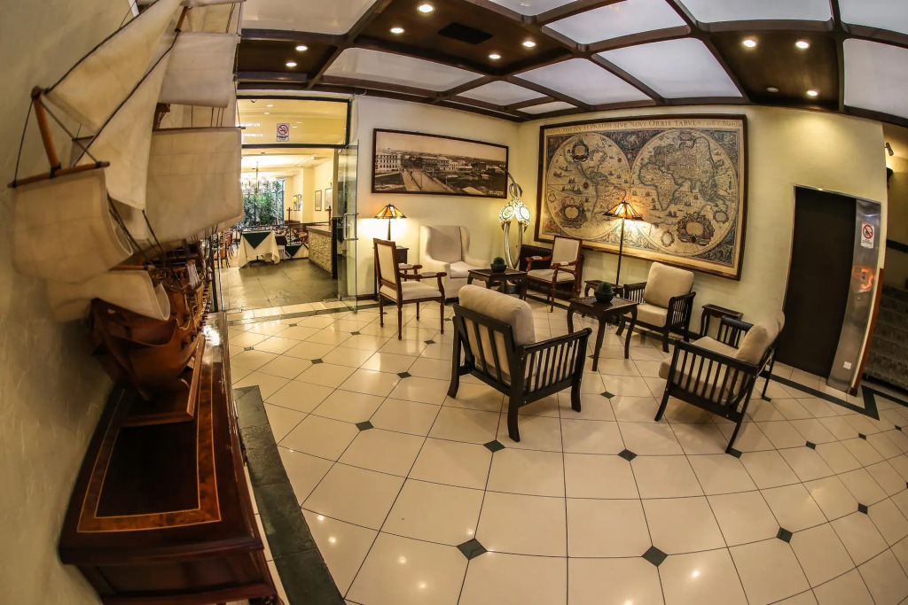 HOTEL LOS NAVEGANTES