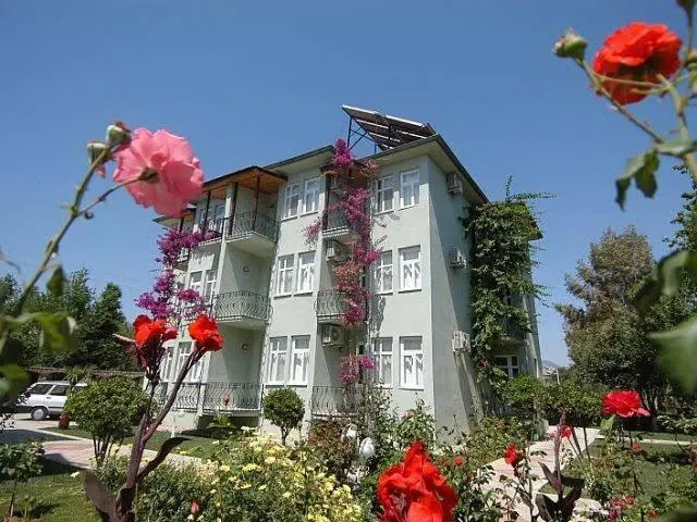 Ozmen Hotel