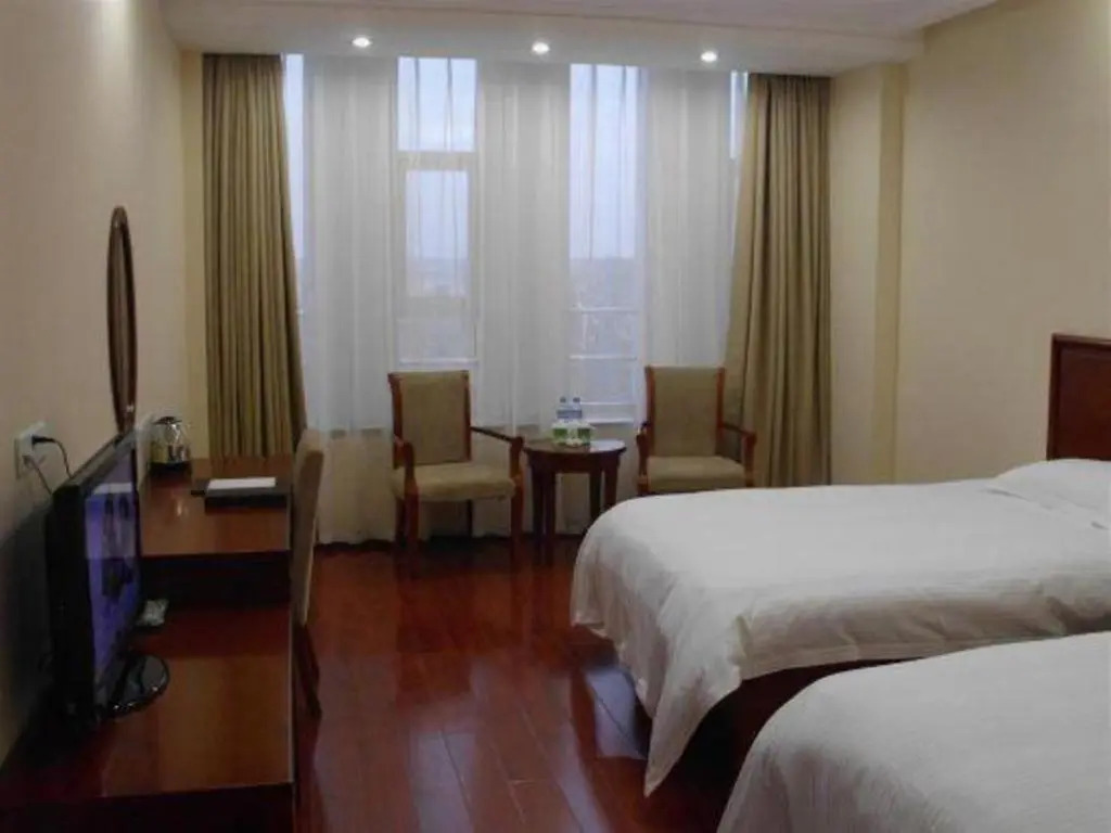GreenTree Inn Tianjin Wuqing Distric Bohai Market