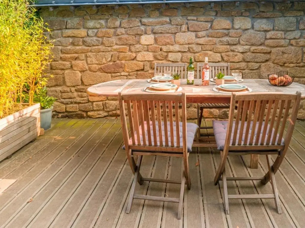 Maison Charmante à Ploemeur - Proche Plages et Campagne - 7 Couchages avec Jardin et Wifi - FR-1-349-105