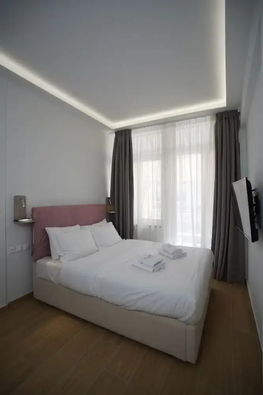 TiP - ToP Suites