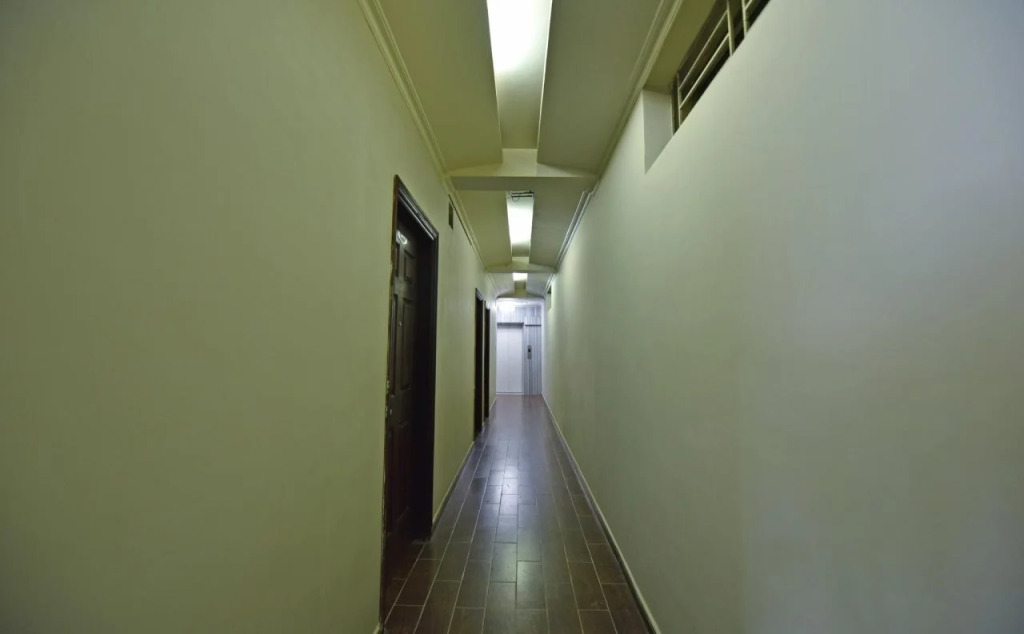 Holiday Hotel