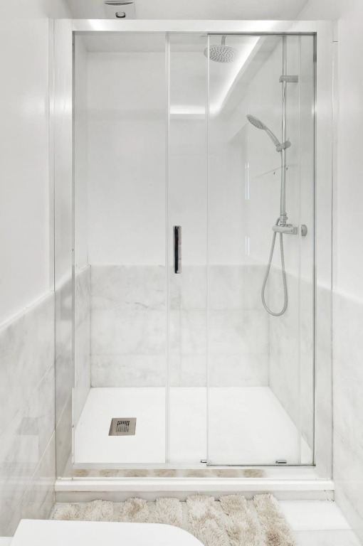 Room With Private Bathroom -Alcantara