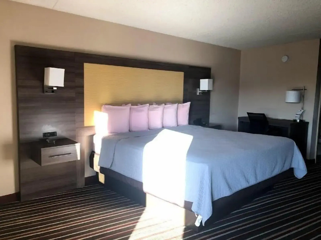 Legacy Inn - Gallatin