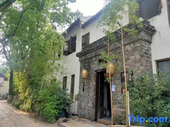 Yueshang Zen Space Homestay (Tongli Ancient Town Branch)
