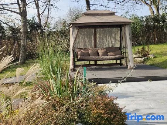 Zhuoyue Health Hot Spring Homestay