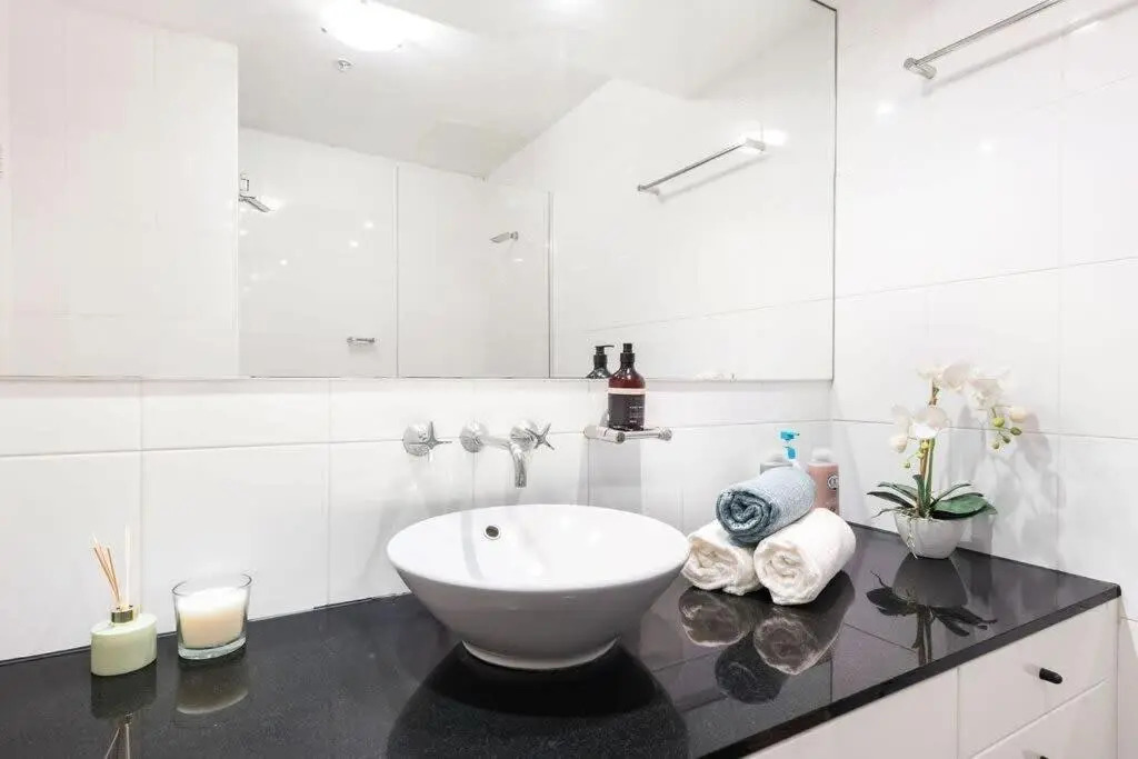 A Modern & Stylish Studio Next to Darling Harbour