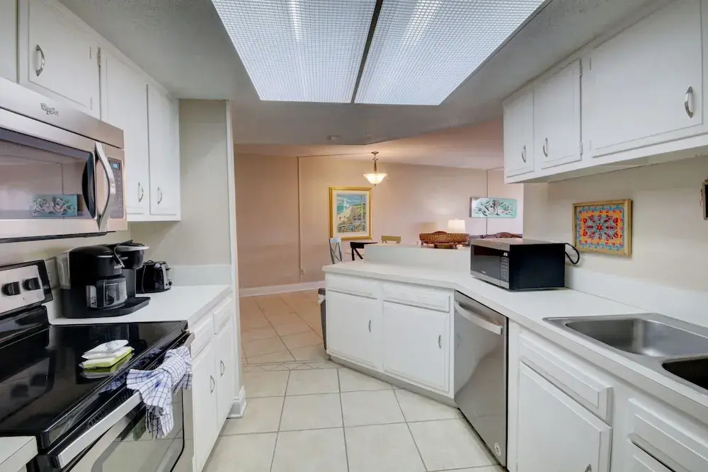 514 El Matador 1 Bedroom Condo