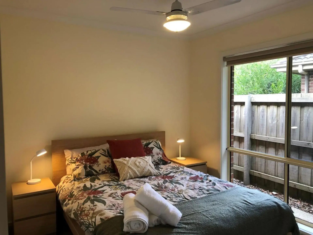 WOODLAND HEATH ESCAPE PET FRIENDLY WIFI AND LINEN Inc