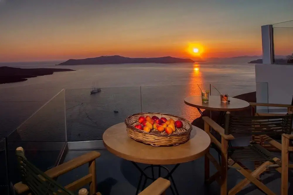 Athina Aperto Suites