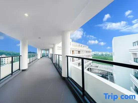 Lufeng Hotel (Sanya Yalong Bay Station)