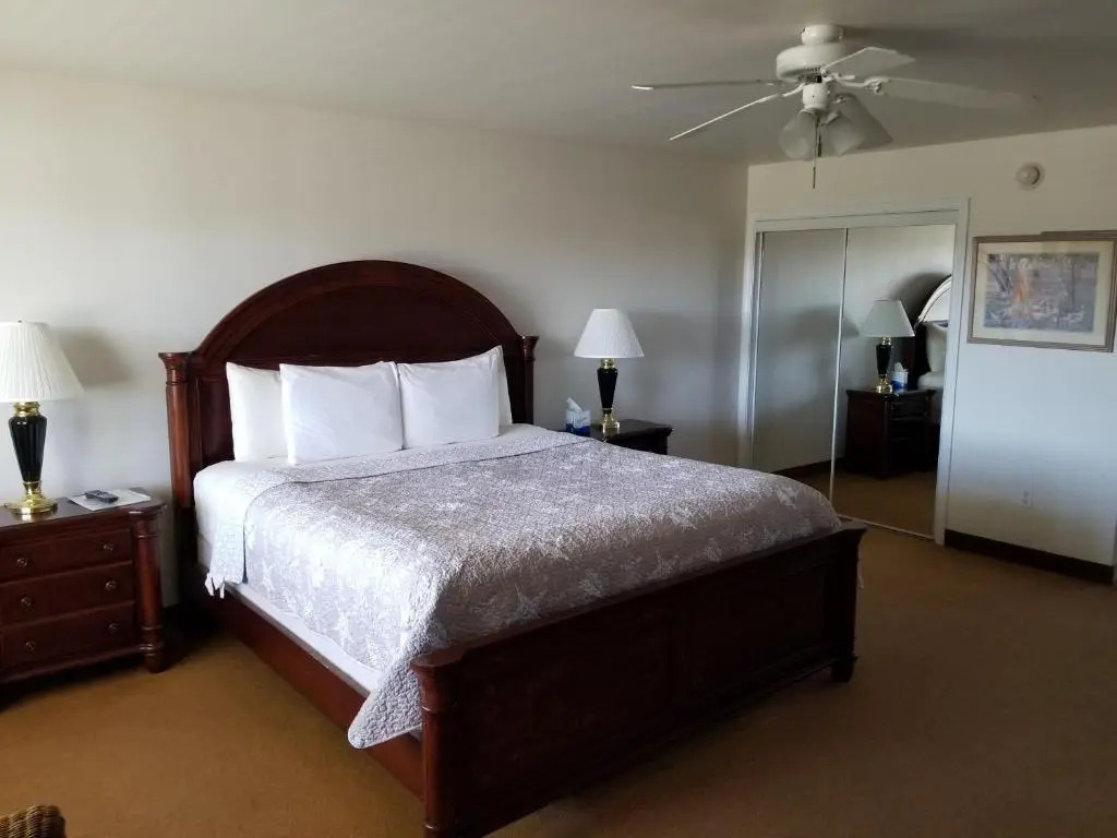 Shore Stay Suites