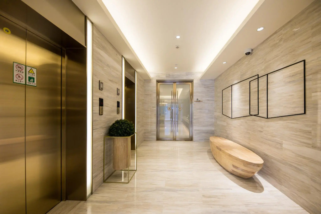 JI Hotel Shanghai The Bund Jinling Dong Road