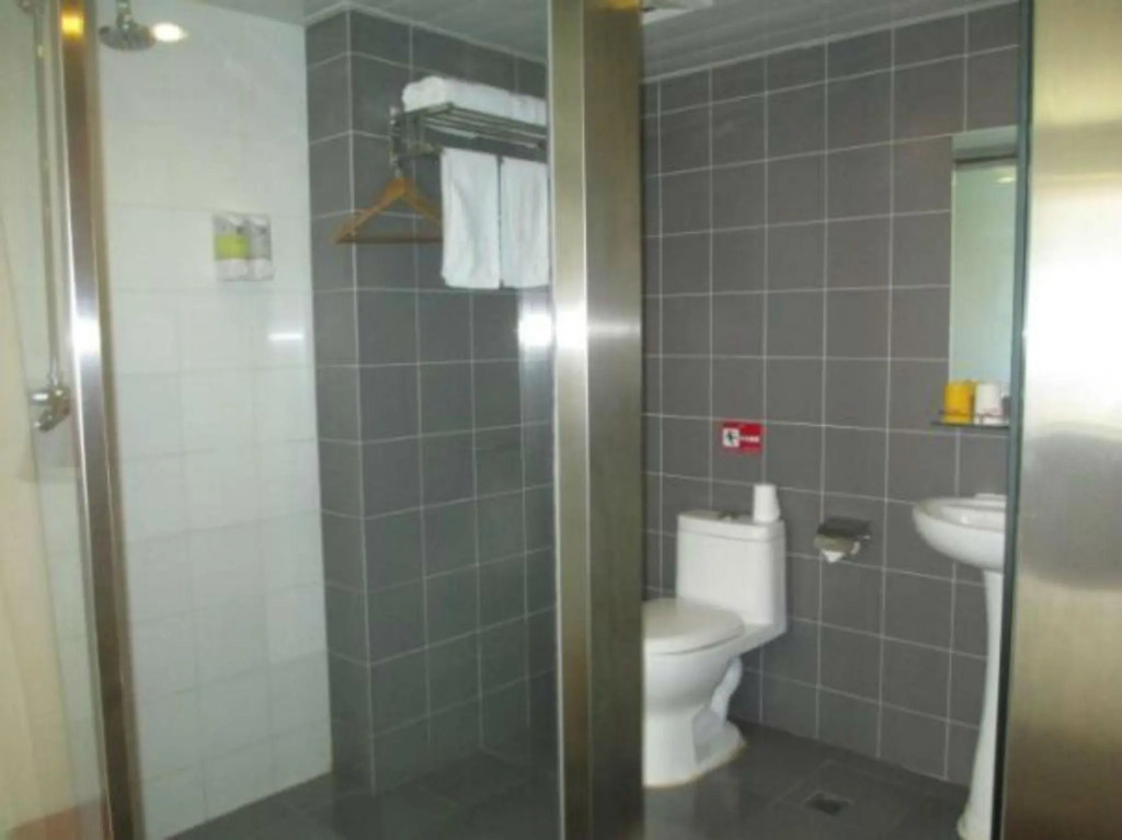 Piao Home Inn Beijing West Railway Station