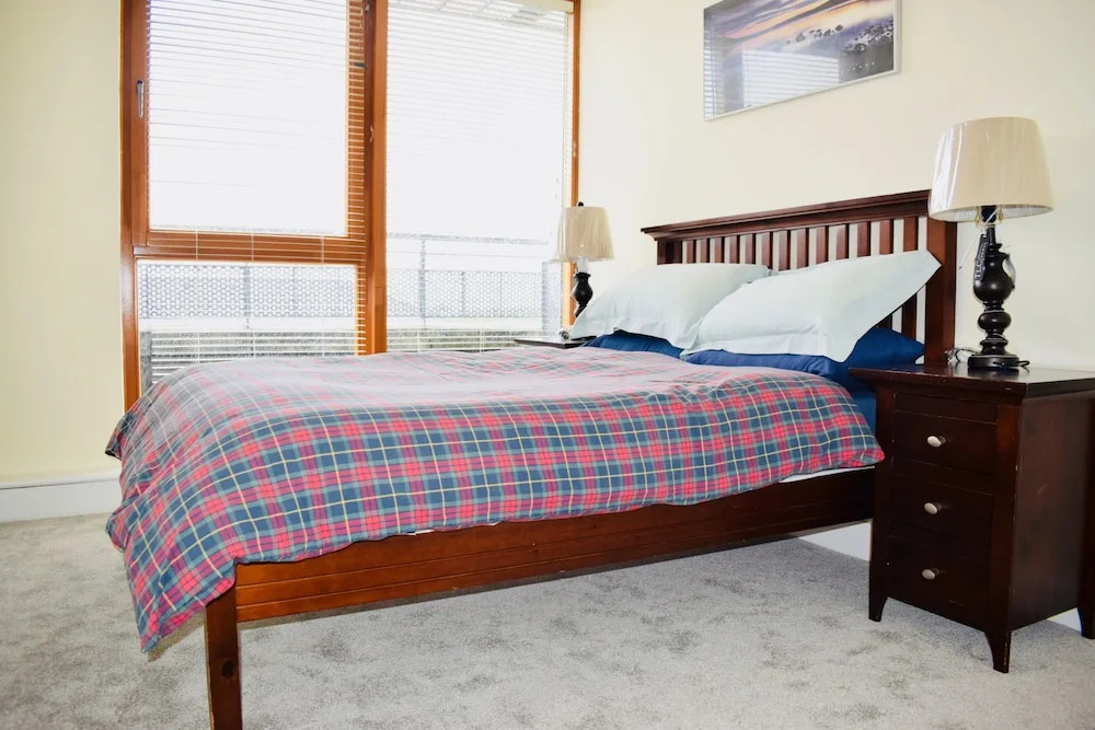 Stunning 2 Bedroom Penthouse In Grand Canal Docks