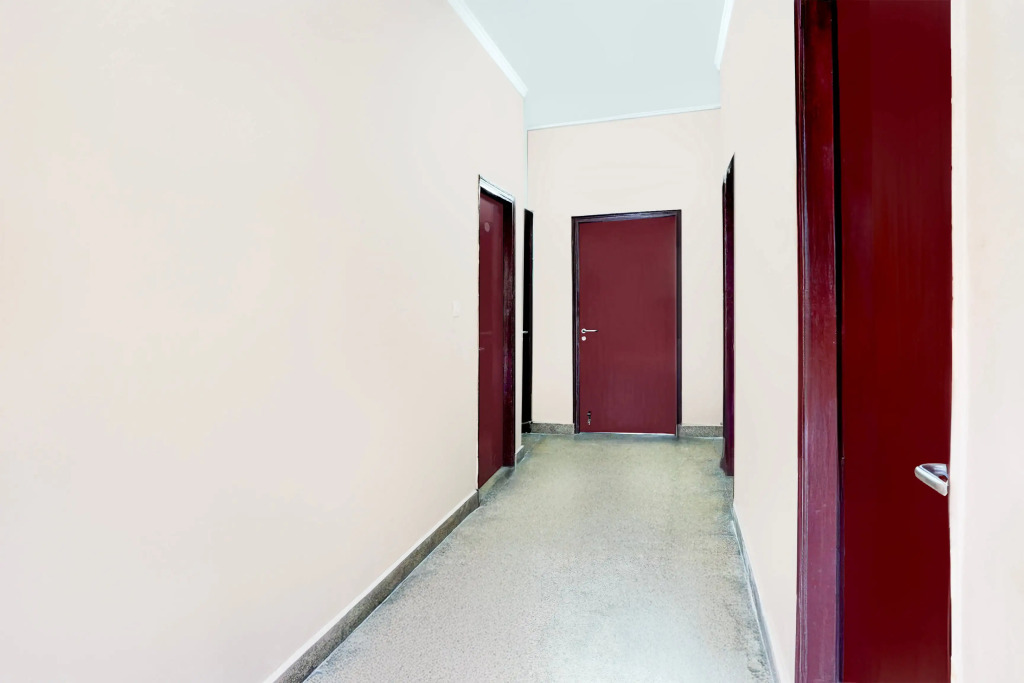 Super Hotel O GMS Road Ballupur Chowk Formerly Maira Residency