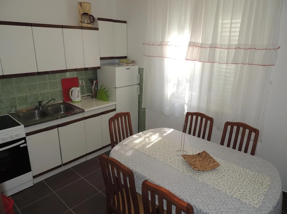 Apartments Nikolina