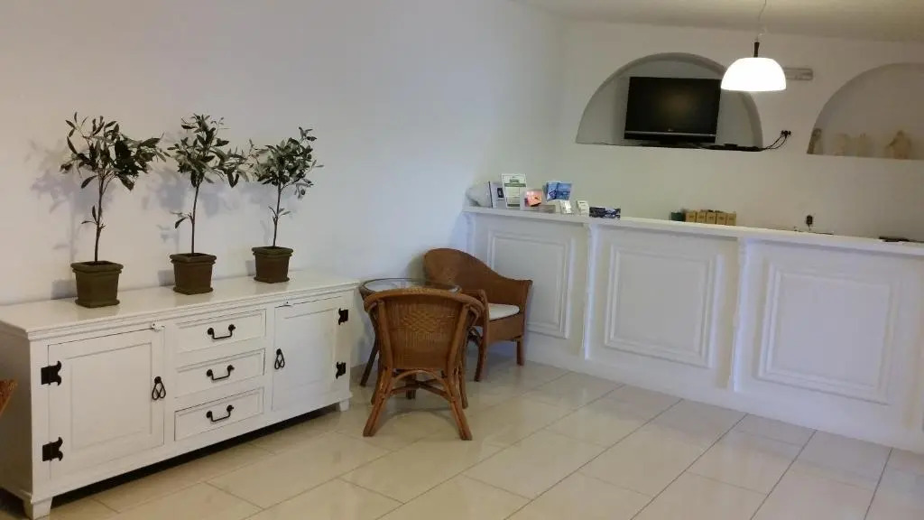 Anixi Hotel