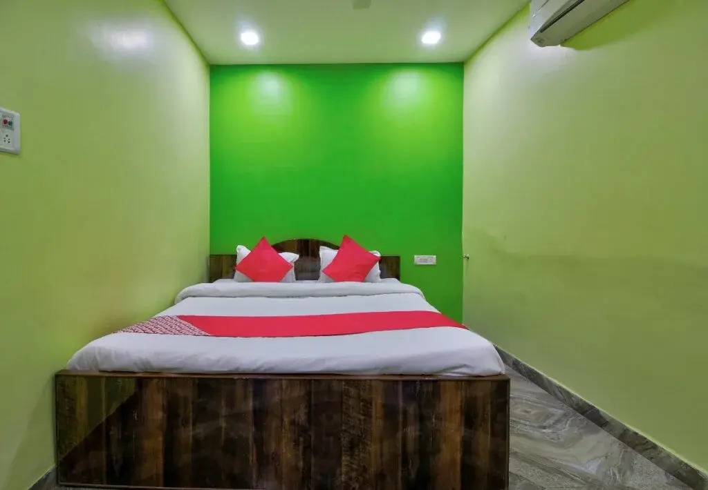 Hotel Shubham International by OYO Rooms