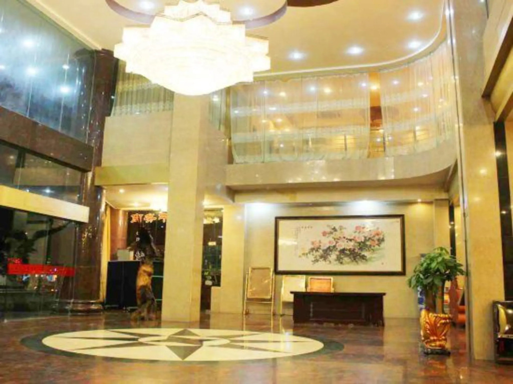 Bailegong Hotel Xinfeng