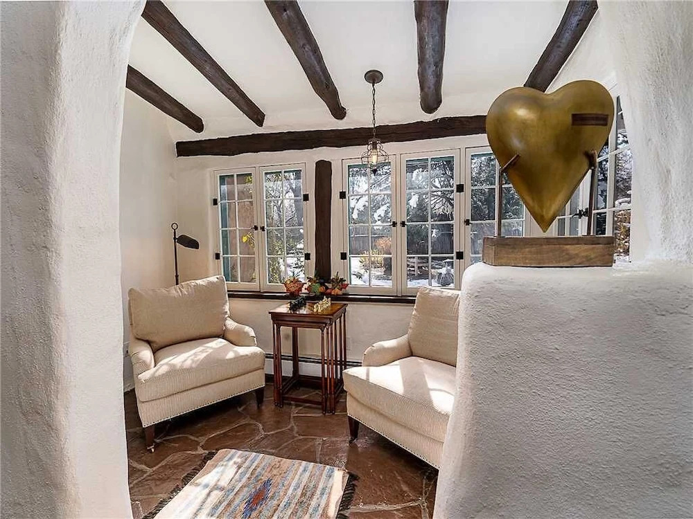 Historic Garden Retreat by Kokopelli Property Management