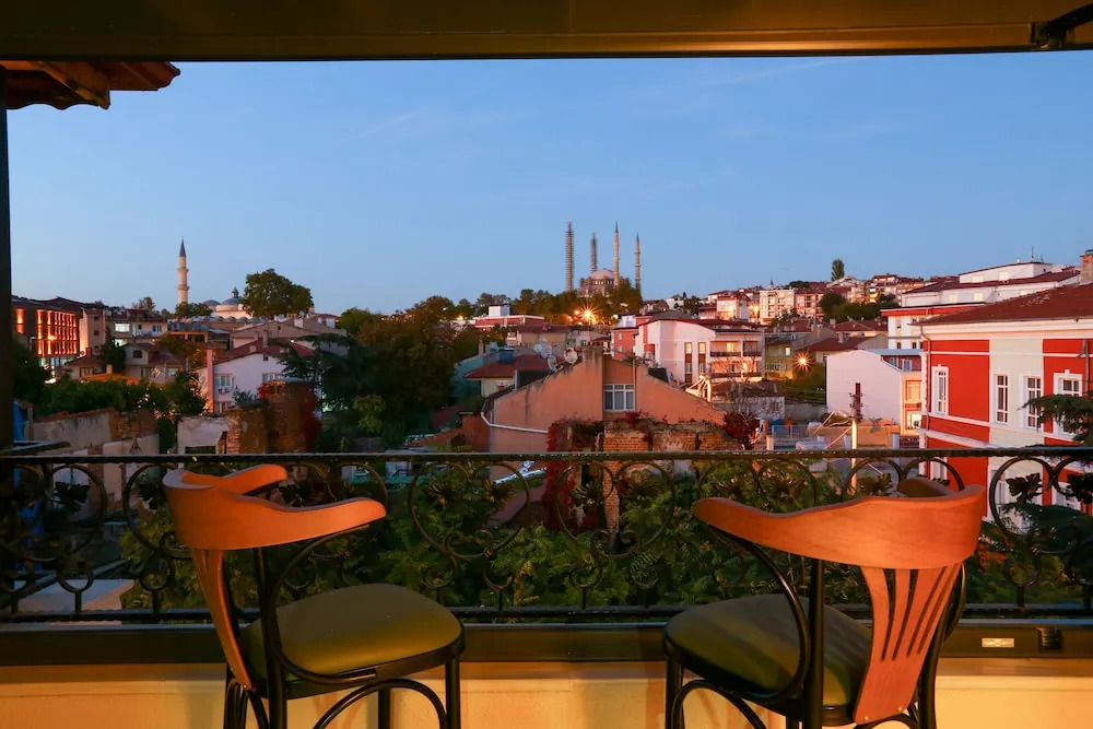 MAÇA OTEL