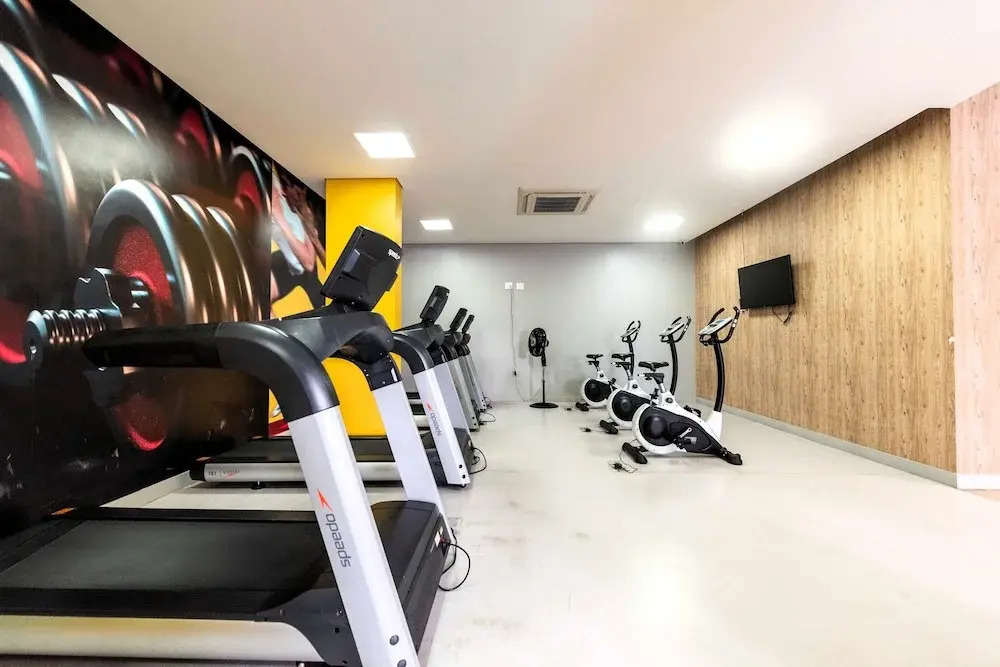 Moderno com AC piscina e academia