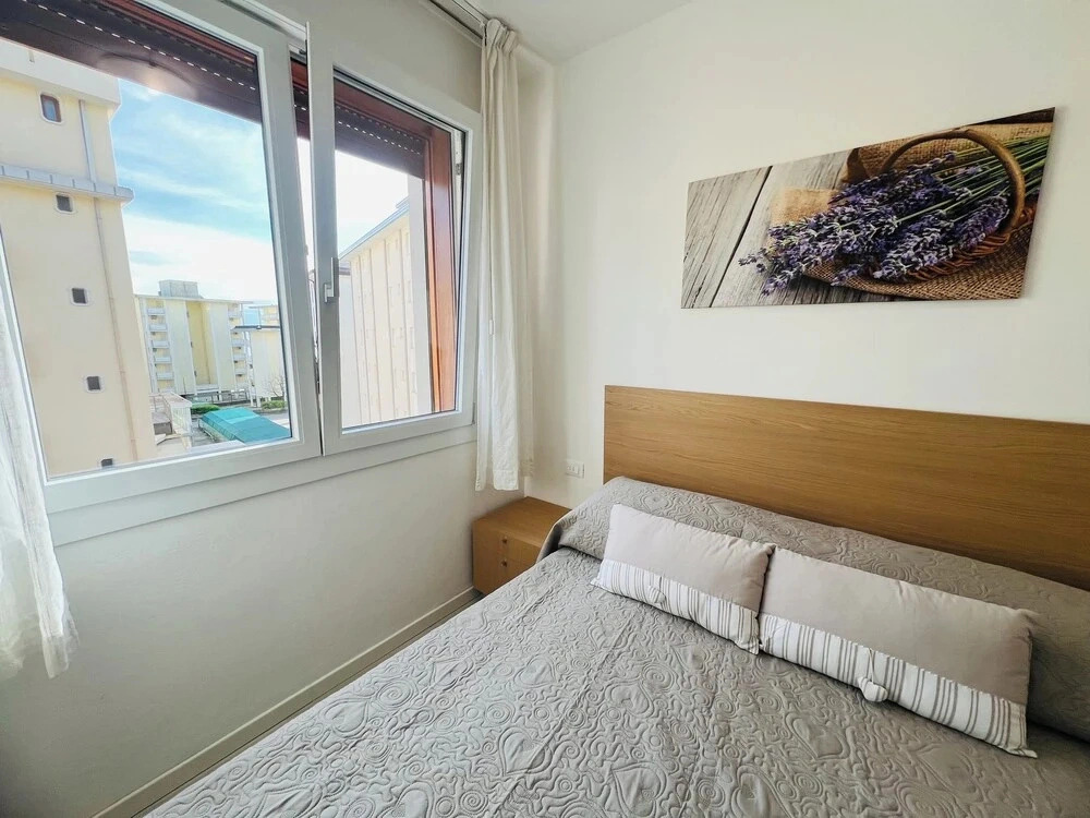 Bright Apartment 150m From the Beach