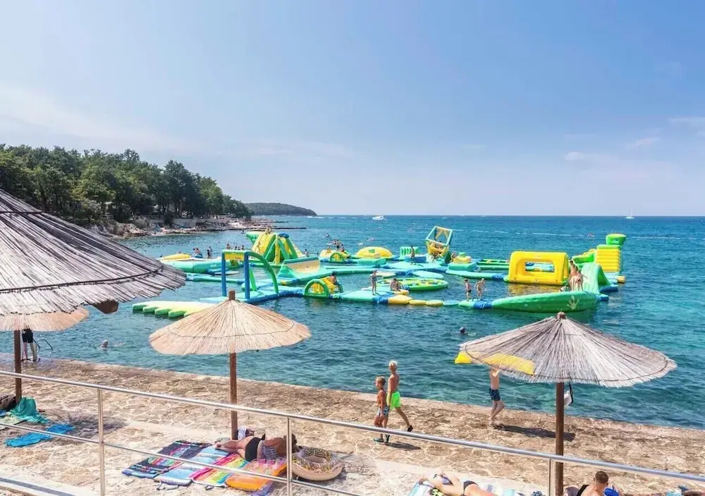Camping Bijela Uvala - Eurocamp I Homair