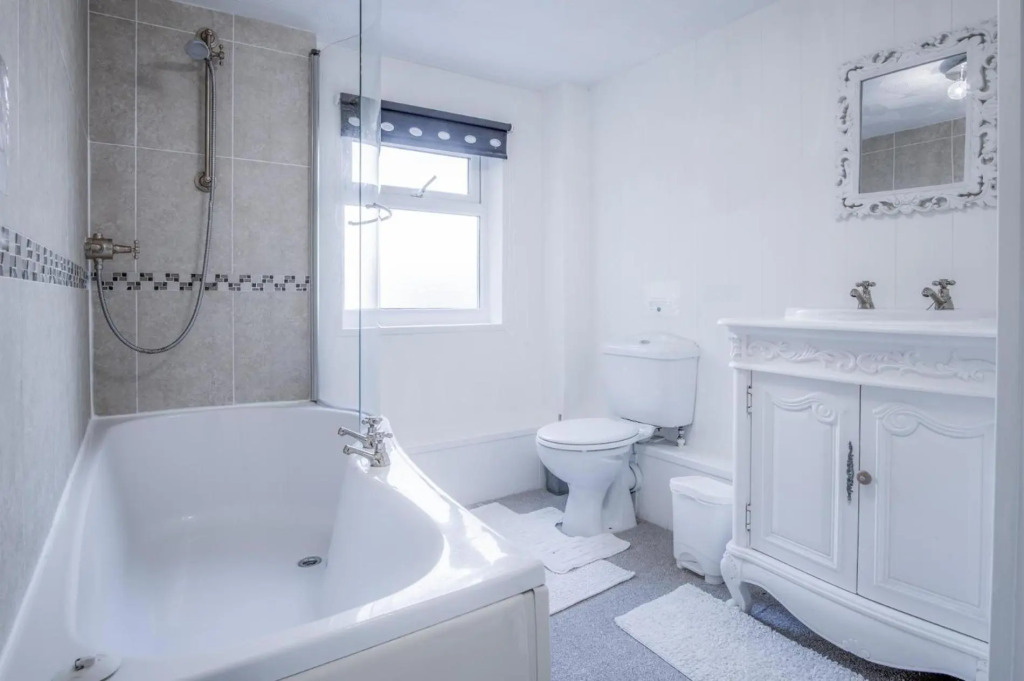 Angel Cottage - 3 Bedroom - Stepaside