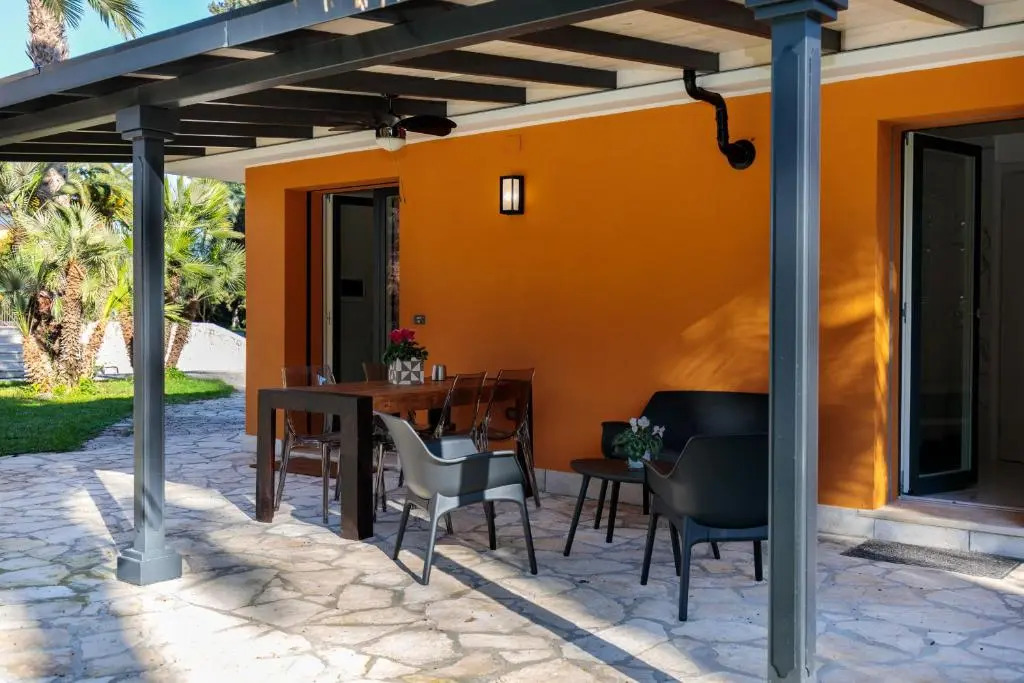 Villa piscina, calcio, tennis, beach-volley m990