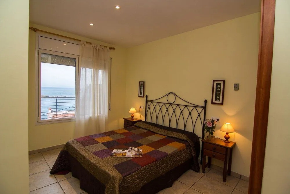 Agi Rodas Apartments