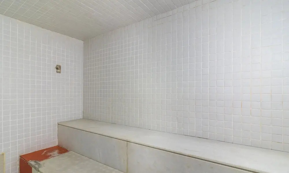 1 Bedroom Apartment in Oceanfront Condo Mnda0217