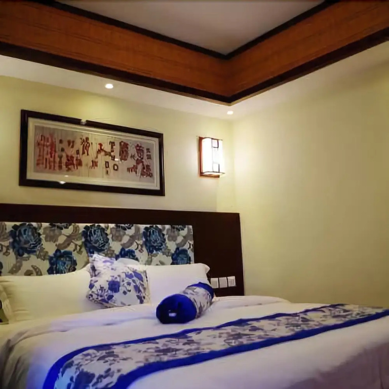 Guizhouqing Theme Hotel (Guiyang Convention and Exhibition Center)