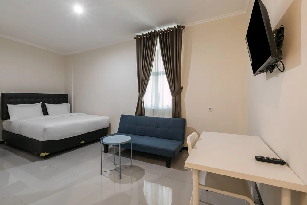 Griya Loka Syariah by OYO Rooms