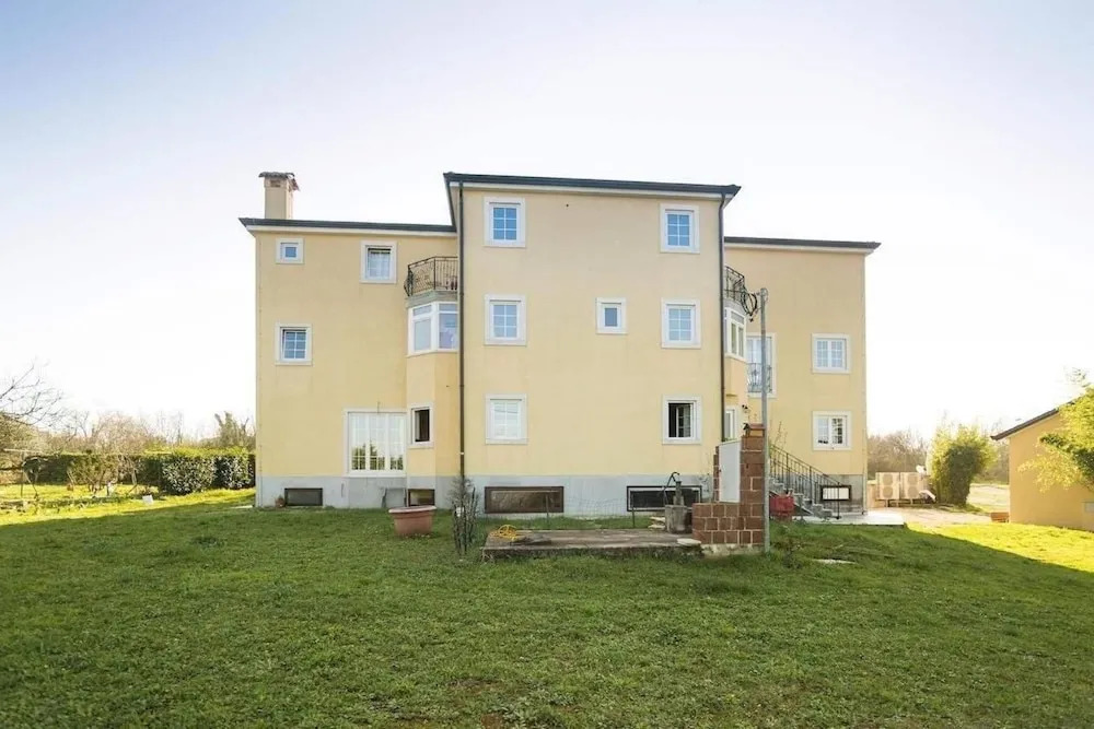 Apartments & Rooms Buoni Amici