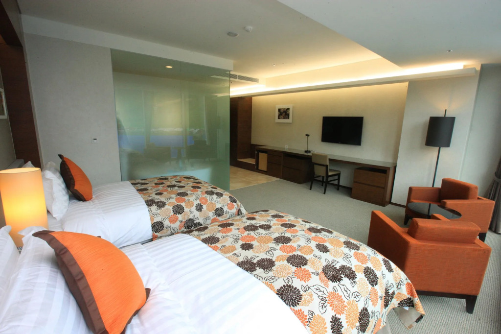 High1 Grand Hotel Convention Tower
