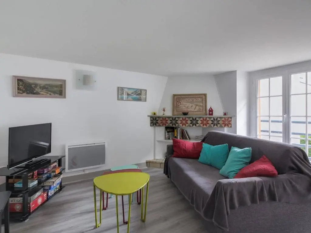 Appartement Cauterets, 3 Pièces, 6 Personnes - Fr-1-401-49