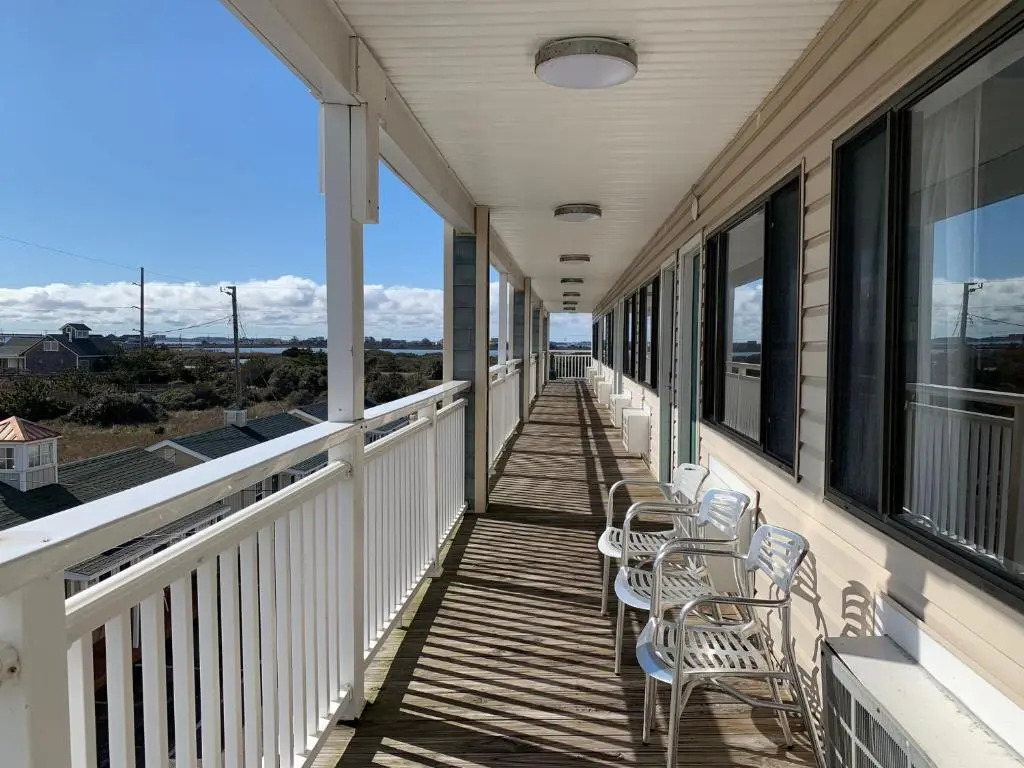 Sea Horse Inn and Cottages